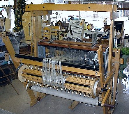 AVL 16 Harness Folding Loom, 1988, 40